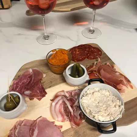 Atypique La Bastilac *